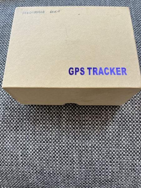 GPS TRACKER Carousel 1