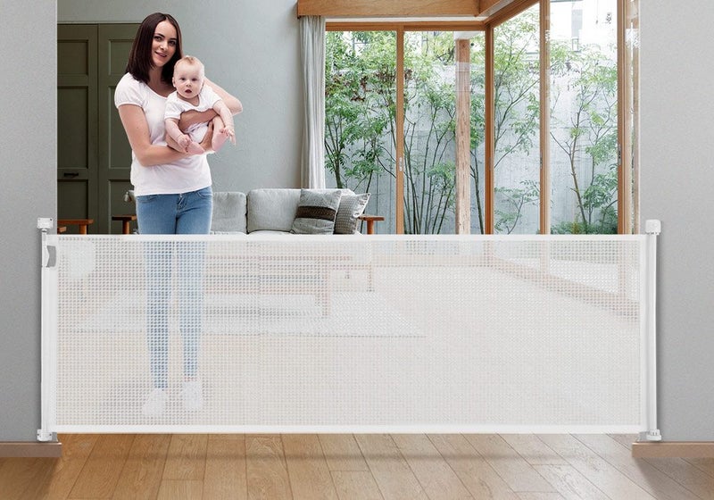 Safety Gate Carousel 2