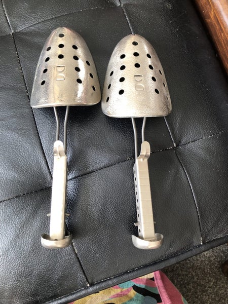 Vintage Ekco adjustable shoe stretchers Carousel 1