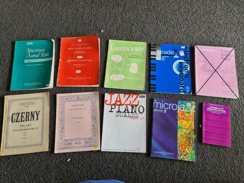 *Various Sheet Music for Piano/Keyboards - You Choose 1 Carousel 1
