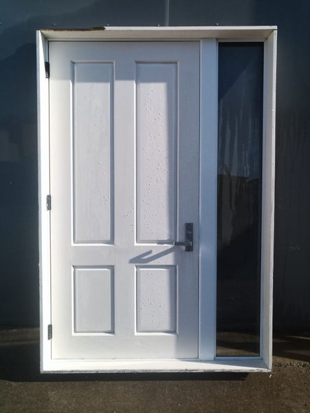 Entrance Door with Side Light 1380 W x 2010 H [#4301 SF] Carousel 2