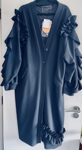 Trelise cooper couture coat oversized large bnwt Carousel 1