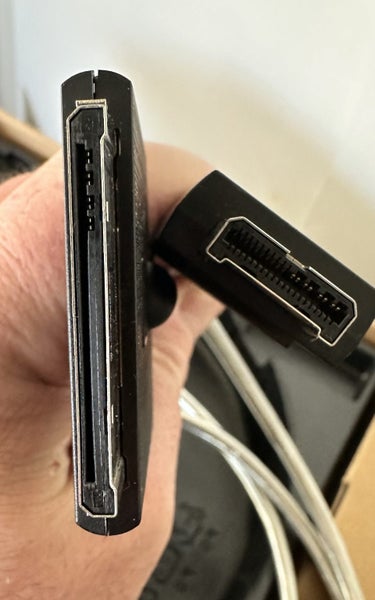 Samsung One Connect Cable Carousel 2