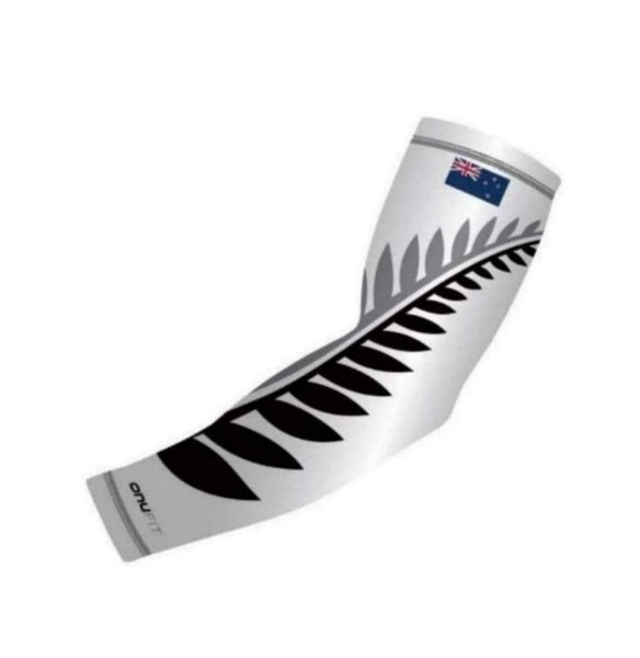 On u White Fern Sleeves - Small Carousel 1