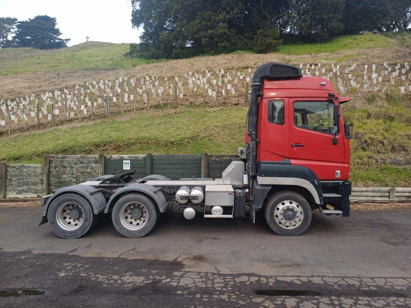 2013 Mitsubishi FUSO HD Euro Hi Roof62867854287747112
