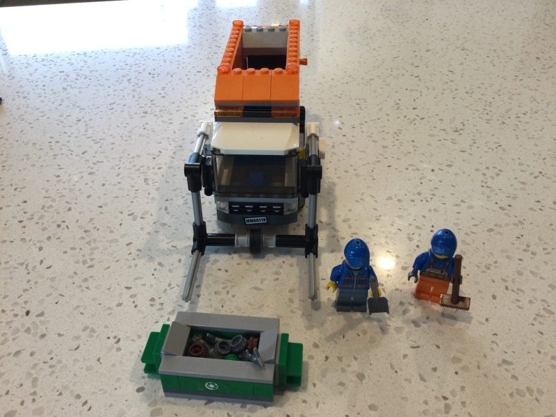 Lego 60118 City: Garbage Truck Carousel 2