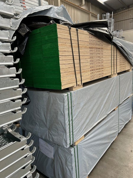 Scaffold Plank Wooden 3.0m Carousel 1
