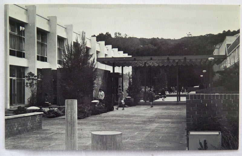 VINTAGE 1960'S SERIES OF POSTCARDS OF UNIVERSITY OF OTAGO (1878) Carousel 1