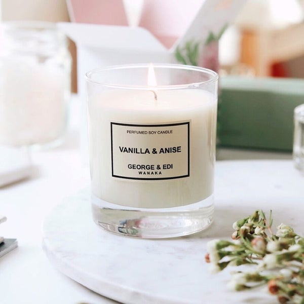 George & Edi Candle Standard Vanilla And Anise Carousel 4