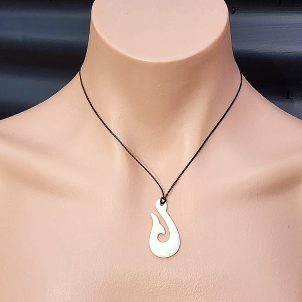 Natural Hand Carved Maori Bone Carving Pendant Necklace - Whale Tail Hook Carousel 5