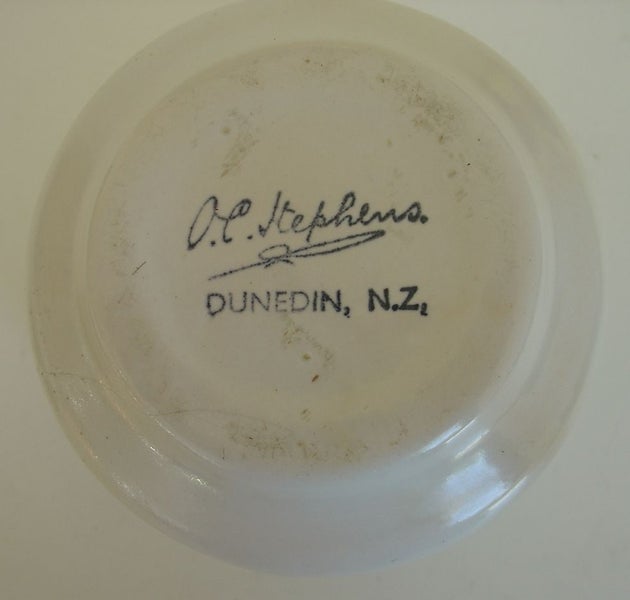 OC Stephens Dunedin Tobacco Jar Carousel 7