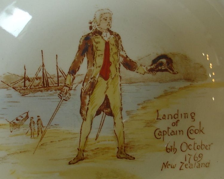 NZ Centennial Exhibition 1940 Captain Cook Bowl Carousel 1