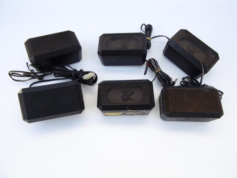 6 x EXTERNAL R/T,CB SPEAKERS Carousel 1