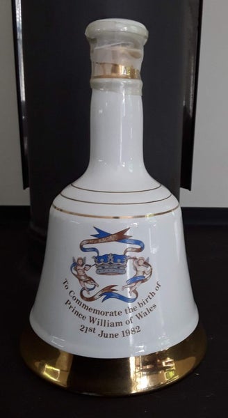 Official Bells Whisky Decanter Celebrating the birth of prince William 1982 Carousel 1