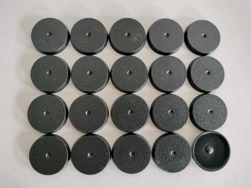 32mm Round Bases x100 Carousel 1