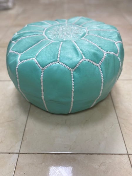 PREMIUM Handcrafted Moroccan Leather Pouf Carousel 2