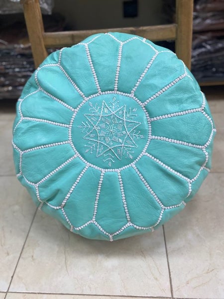 PREMIUM Handcrafted Moroccan Leather Pouf Carousel 3