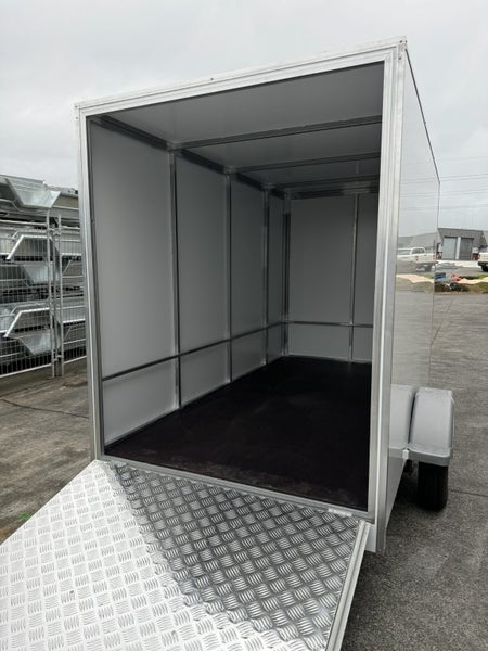 Lucca Trailers -Enclosed Medium Standard62865832045955112