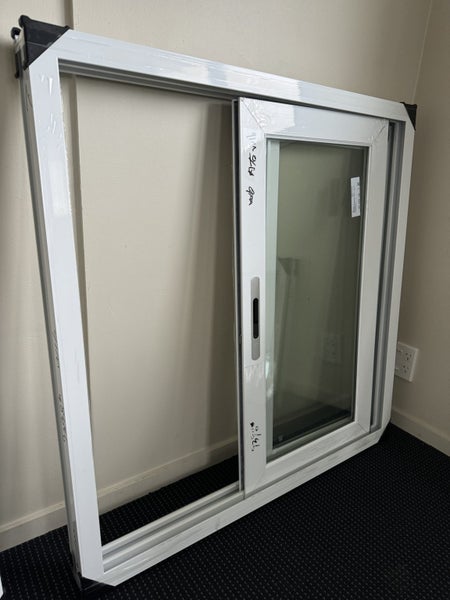 Aluminium Sliding Window 1000x1000 Carousel 2