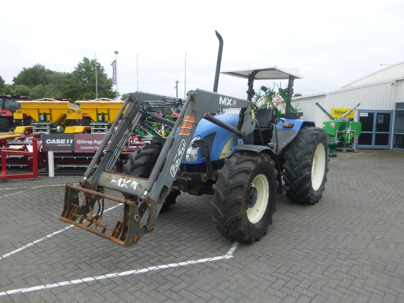 2007 New Holland TL90A Carousel 1