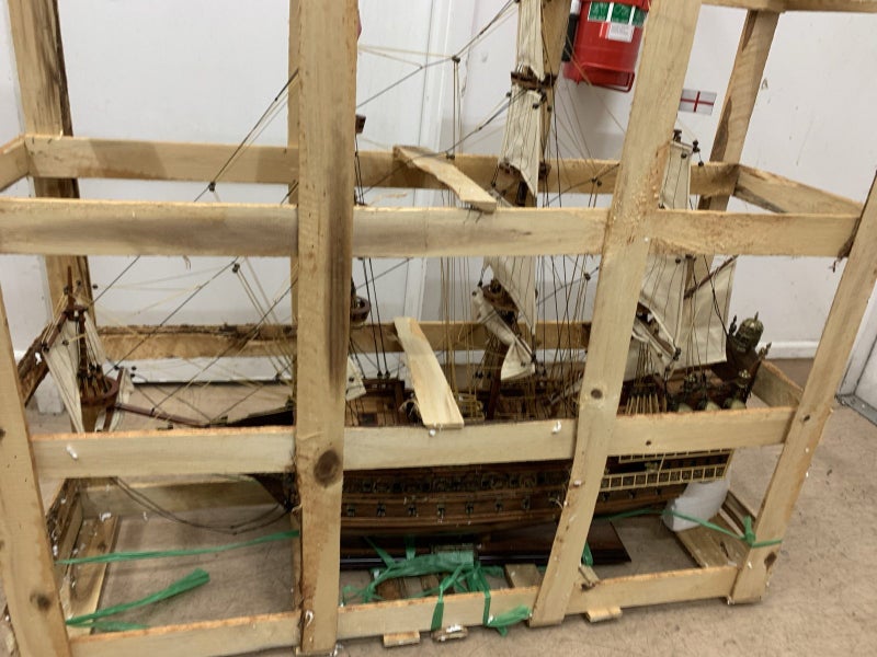 Sovereign of the Seas 1637 Model Ship Carousel 2