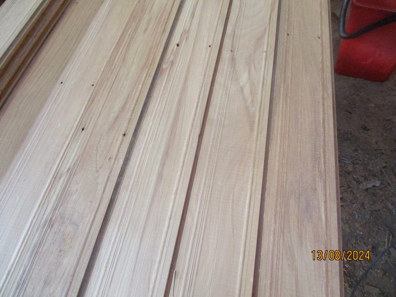 Rimu flooring62863218957185112