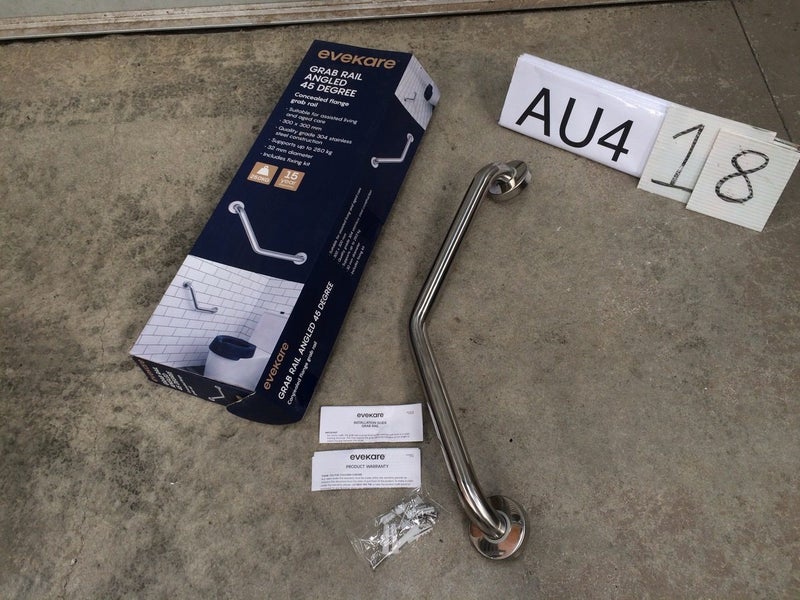 AU418 C7 - Angled Grab Rail Carousel 1