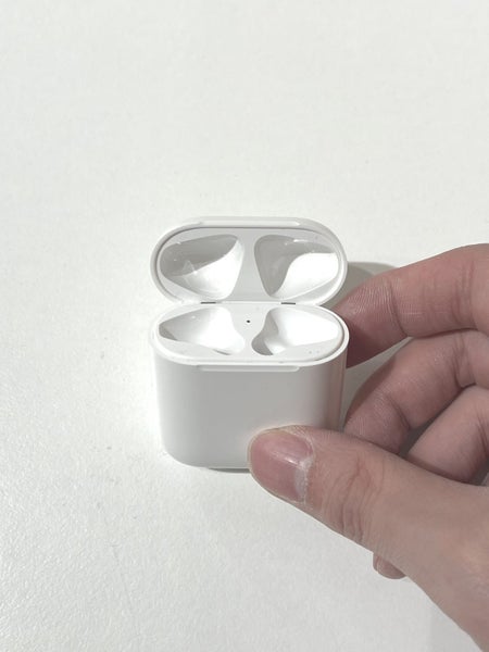 DT Deal! AirPods 1st & 2nd Single Part A1602 - Lightning Charging Case Carousel 3