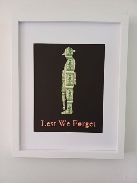 Stamp Art ANZAC Soldier Lest We Forget 1936 Size 8''x10'' Genuine postage stamps Carousel 1