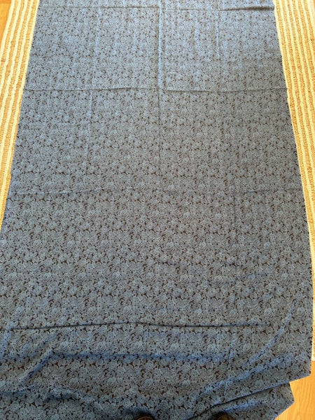 2 lots of 1.8 m of floral dark blue dress fabric Carousel 2