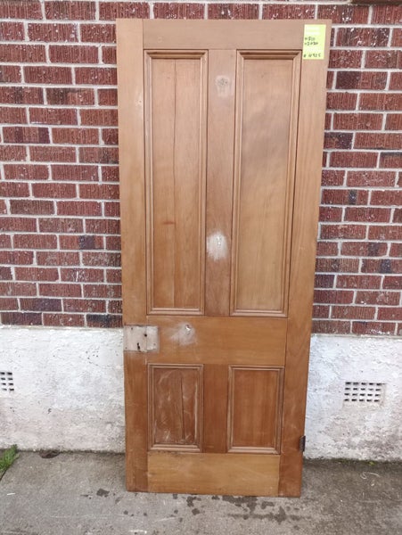 Solid Wood Internal VILLA Door 810 W x 2030 H [#4325 MA] Carousel 2