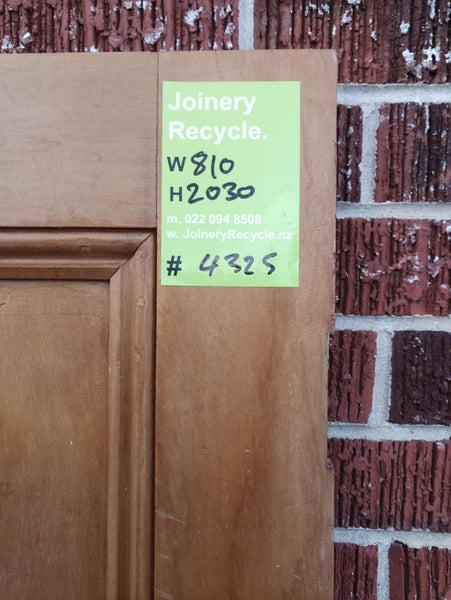 Solid Wood Internal VILLA Door 810 W x 2030 H [#4325 MA] Carousel 3