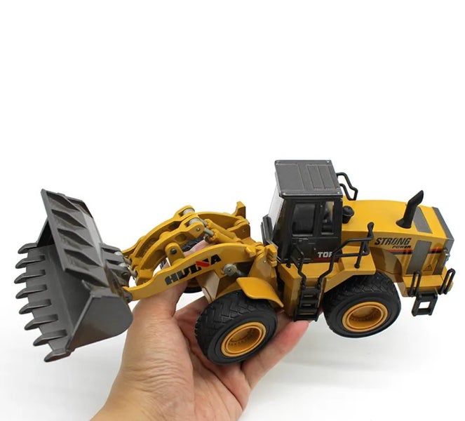 Die-cast Loader Bulldozer Model Scale, 1:40, Huina 1913 YELLOW METAL Carousel 1