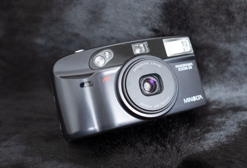 Minolta Panorama zoom 28 fully working compact film camera Carousel 1