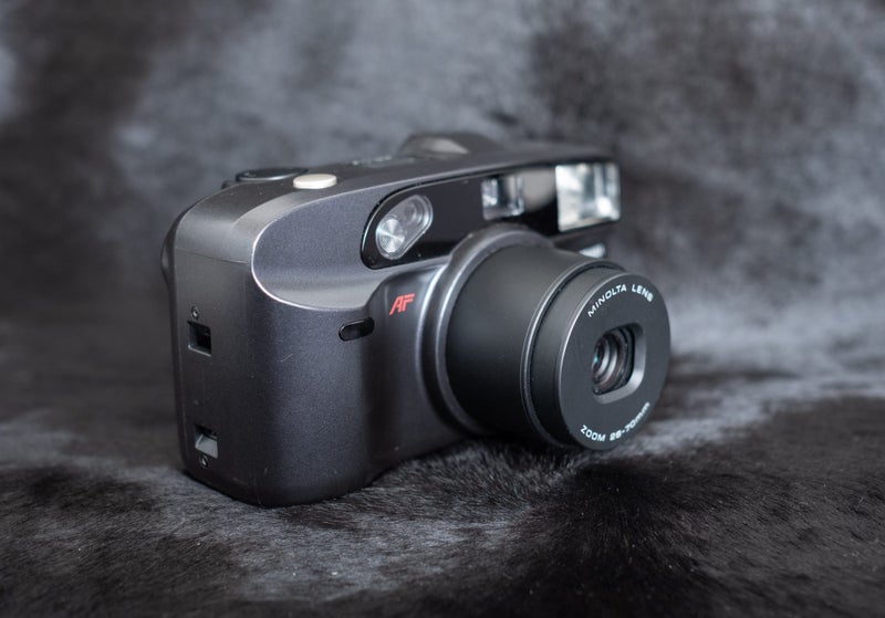 Minolta Panorama zoom 28 fully working compact film camera Carousel 15