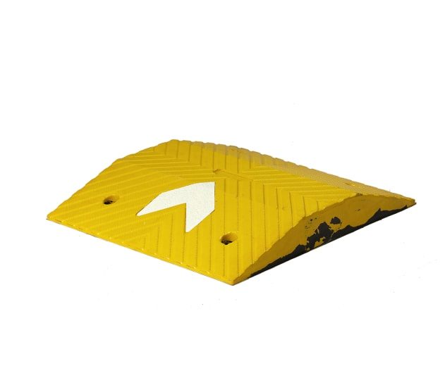 Heavy Duty speed hump, yellow unit, 500W x 550D (Each) Carousel 1
