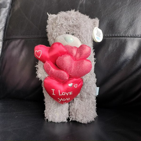 Me to You Tatty Teddy with Hearts Carousel 1