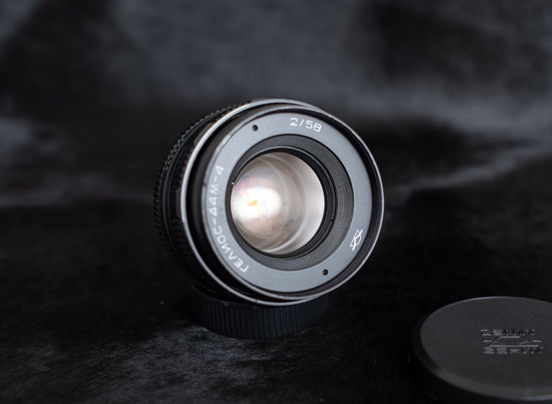 Helios 44M-4 Russian vintage lens KMZ cleaned and service Carousel 2