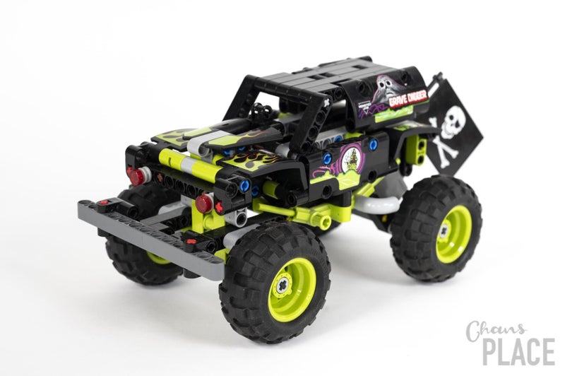 LEGO Technic - 42118 Monster Jam Grave Digger Carousel 2