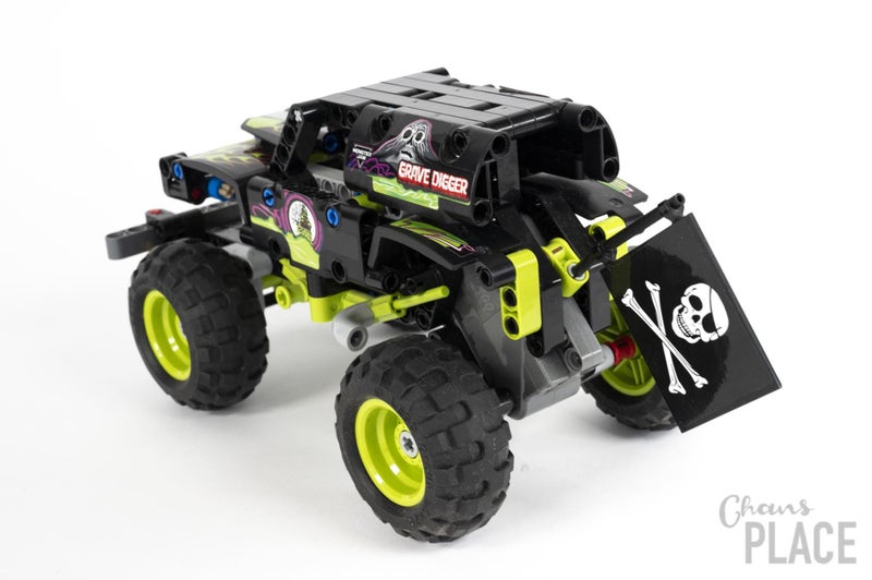 LEGO Technic - 42118 Monster Jam Grave Digger Carousel 7