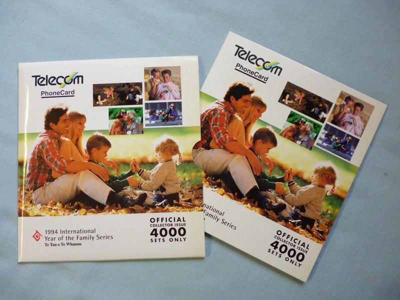 1994 *YEAR OF THE FAMILY - Collector Pack Carousel 2