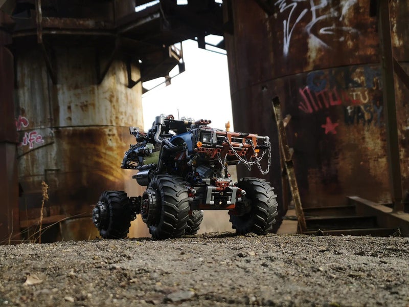 Rebel Tow Truck - 1507 pieces - MouldKing: Technical - MOC-35305 Carousel 2