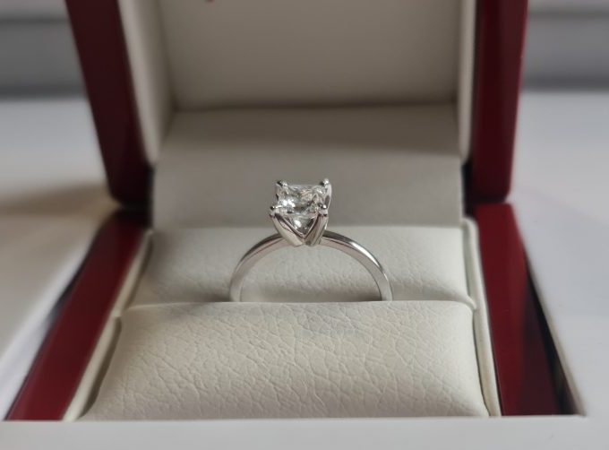 1ct natural Diamond Engagement Ring, 14k white gold GIA certified Carousel 1