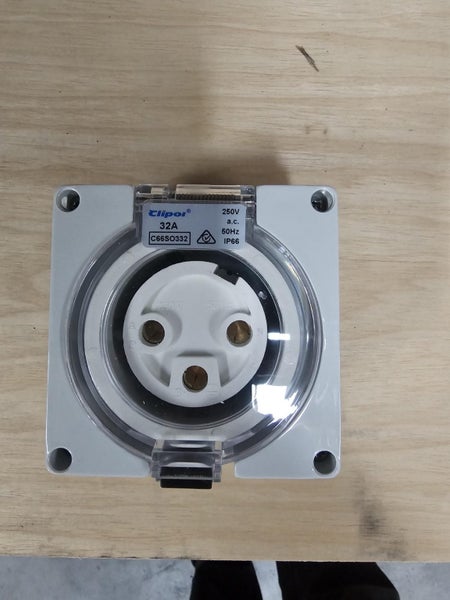 32A Socket Single Phase PDF Style Carousel 2