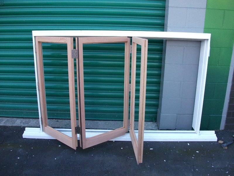 **BRAND NEW Bi-FOLD WINDOW 1200x1800mm**Why buy 2nd hand at this Price Carousel 1