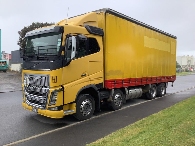 2016 Volvo FH600 Truck and Trailer Combination62867854341121114