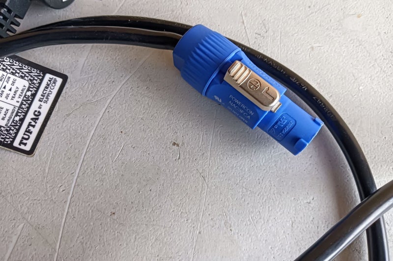 Power Lead - 3 Pin to Powercon Carousel 2