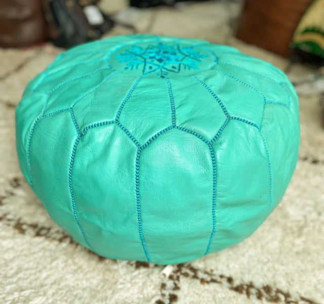 PREMIUM Handcrafted Moroccan Leather Pouf Carousel 2