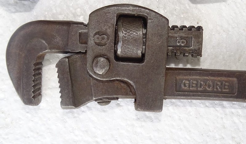 Record 14" & Gedore 8" pipe wrenches Carousel 2