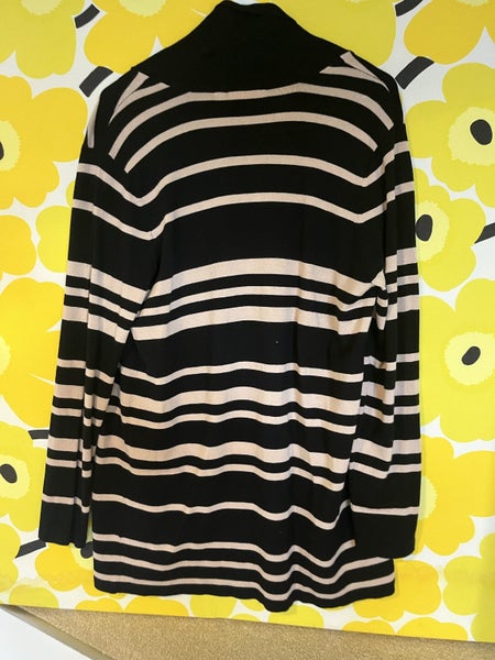Long black and beige cardigan Carousel 1